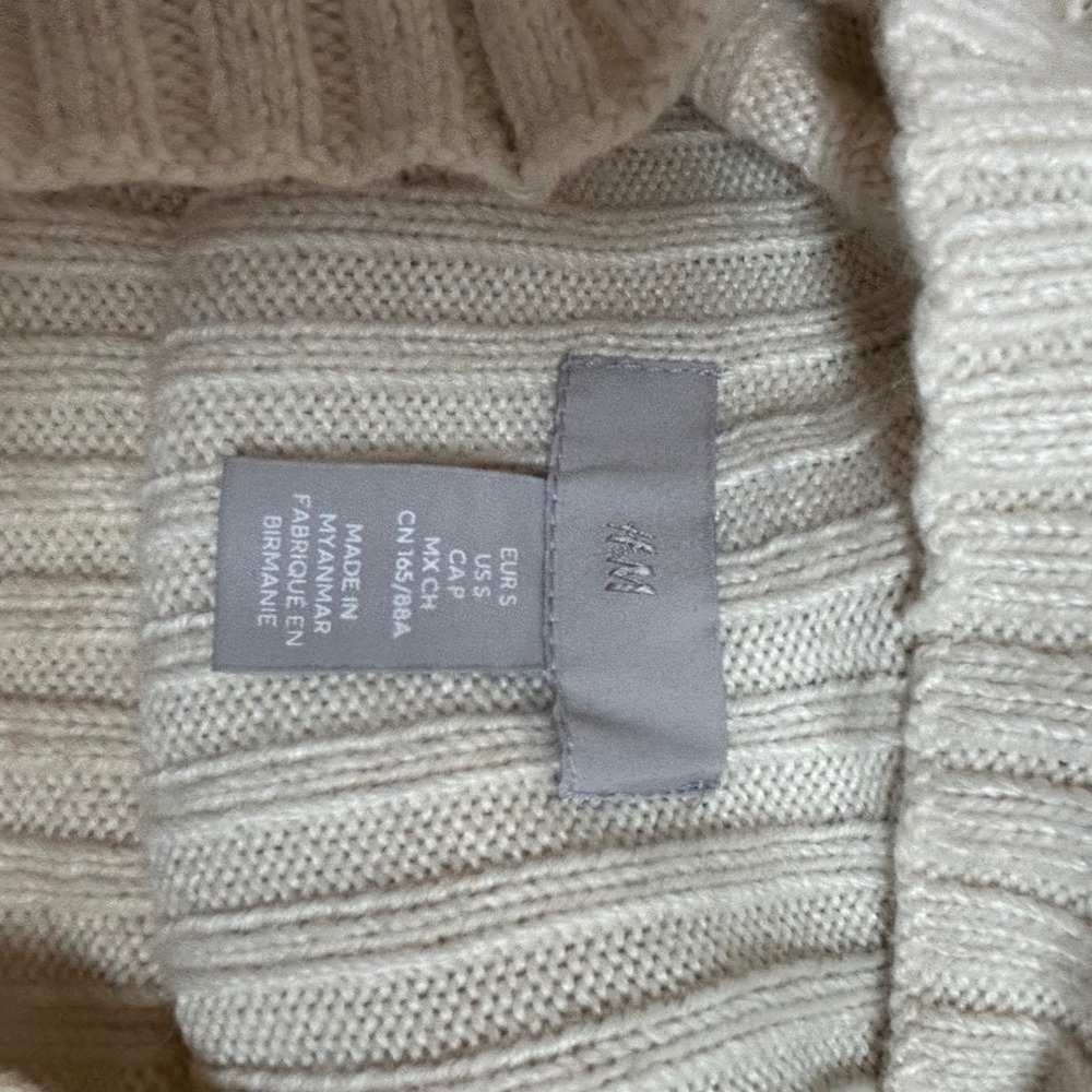 H&M Striped Ribbed‎ Turtleneck Sweater Cream Black Split Cuff Oversized Small - Picture 5 of 6
